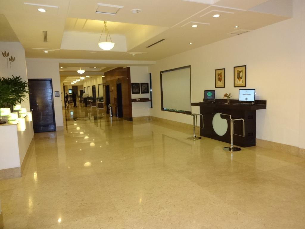 Hotel Greenpark Hyderabad